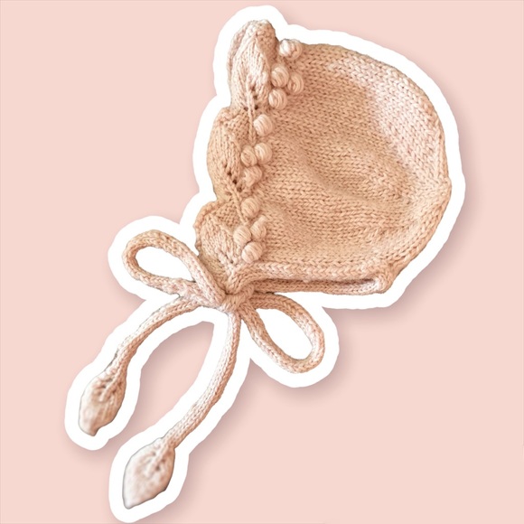 🤍100% Wool Handmade Baby Bonnet🤍 - Picture 1 of 2